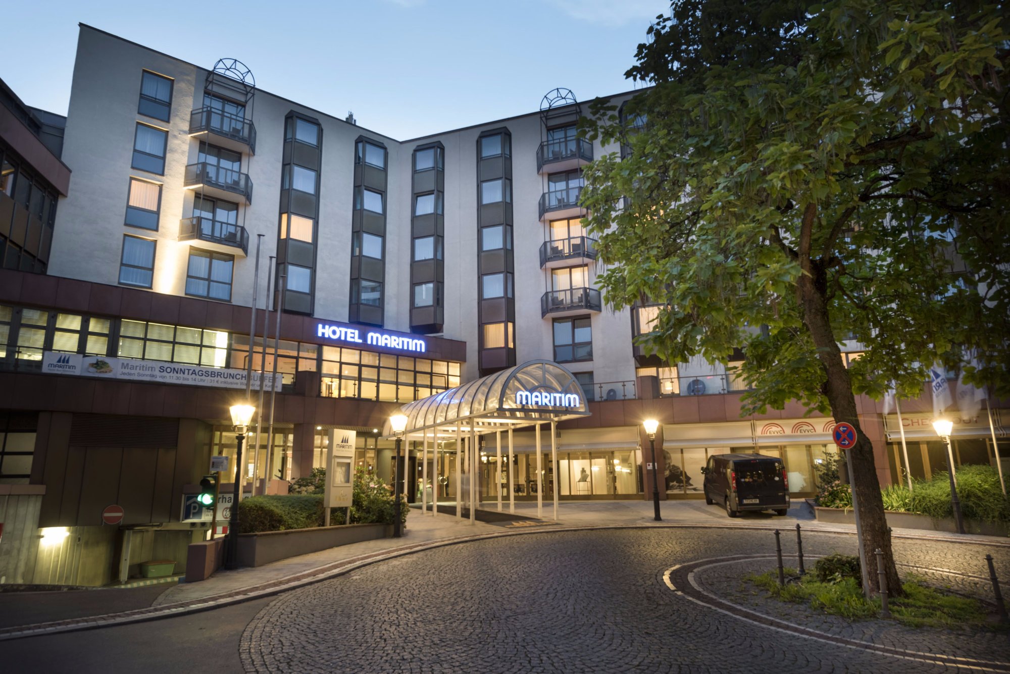 โรงแรมมาริทิม คูร์เฮาส์ Maritim Hotel Bad Homburg